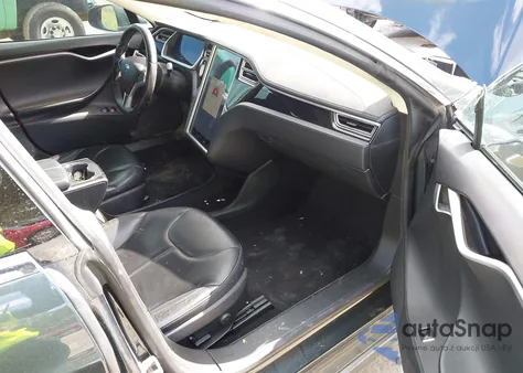 2013 Tesla Model S from USA, damaged, VIN 5YJSA1CN0DFP27472